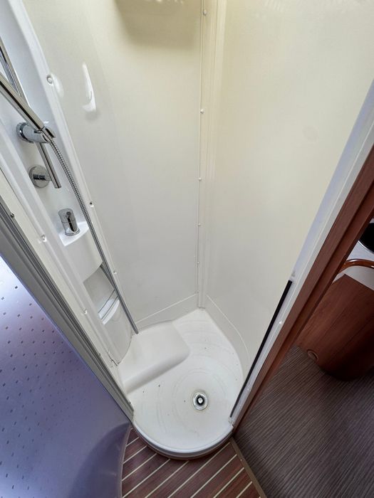 Rapido perfilada Cama central c/ Suite