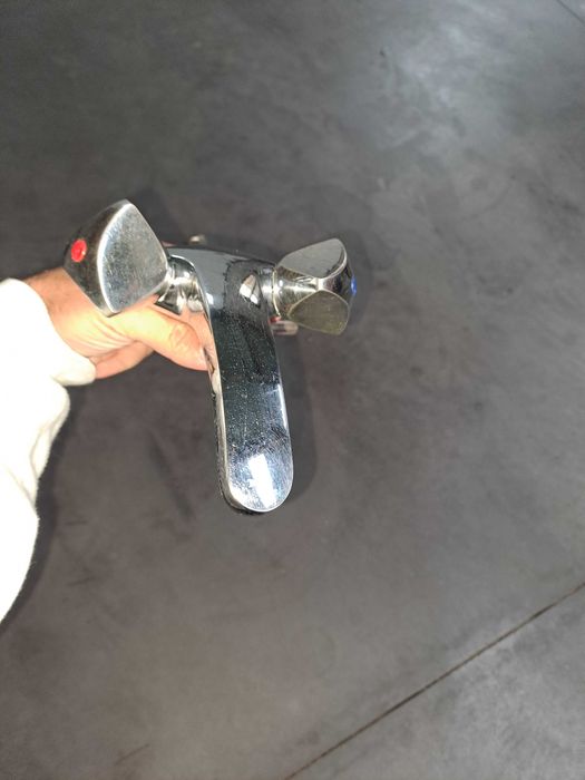 2 Bathroom Faucets64286524796801122