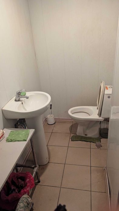 Продам (розстрочка)гарне приміщення  по( вул.Лермантова) пр.Центральний 16.
