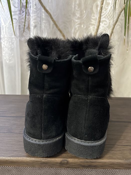 Зимнє взуття з хутром 36 розмір