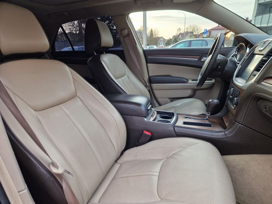 Lancia Thema 3.0 CRDI