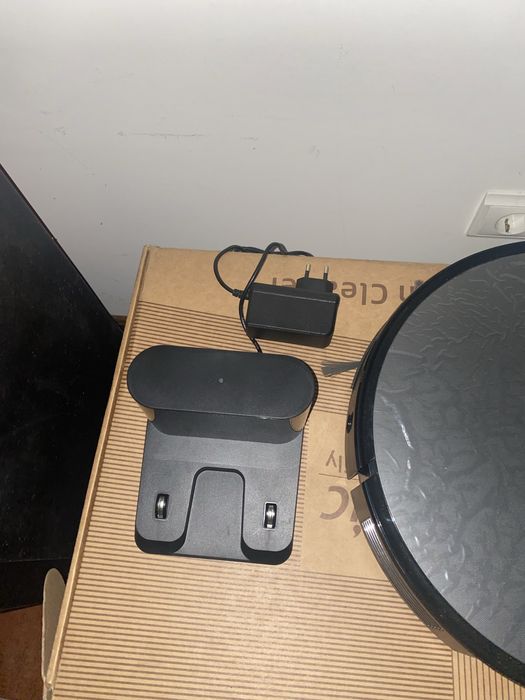 Vendo ou troco robot/ aspirador Proscenic U6