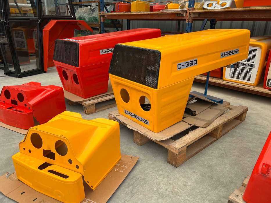 Tuz przedni do Ursus C360 podnośnik C330 C360 MF235 MF255 MASKI