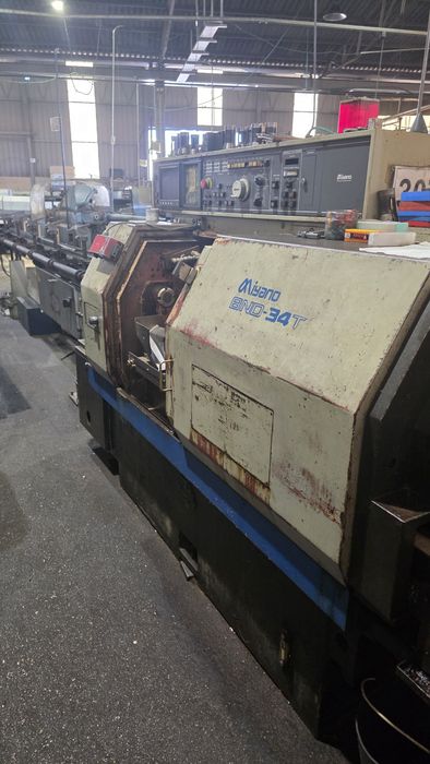 Torno CNC Miyano