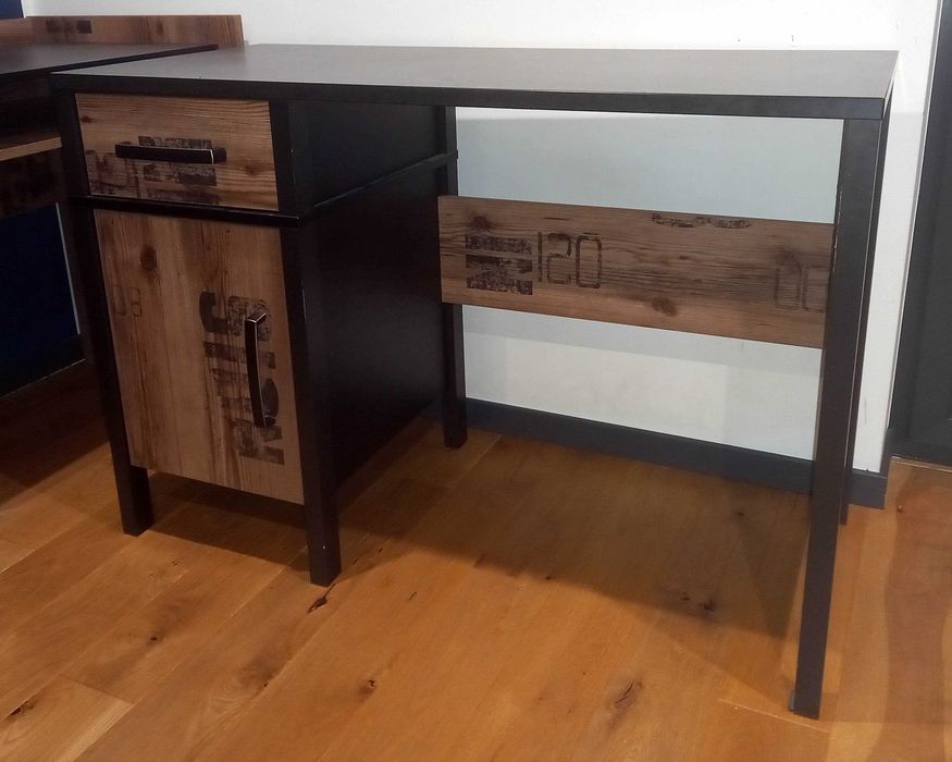 Meble młodzieżowe, łóżko, biurko, szafa, komoda