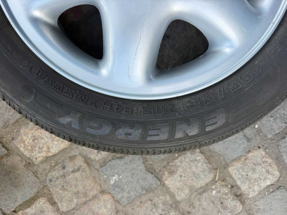4 Jantes com Pneus 195/55/R15 Opel