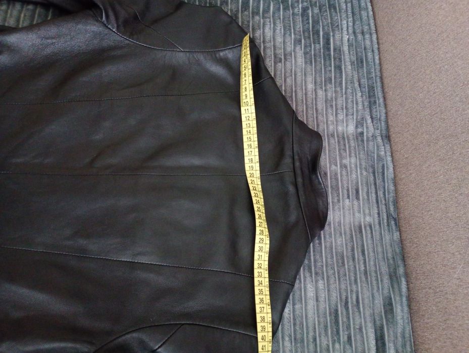 Шкіряна куртка М