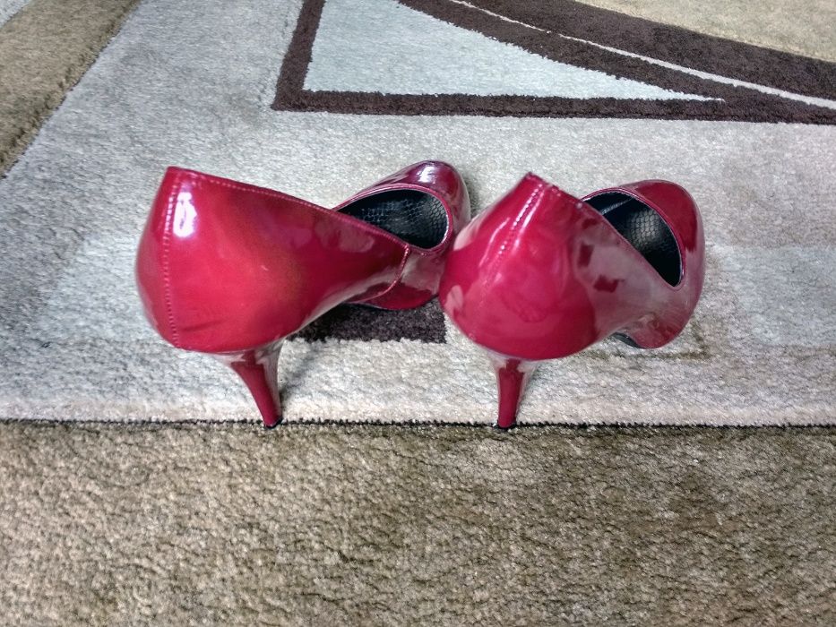 czółenka Dorothy Perkins 39
