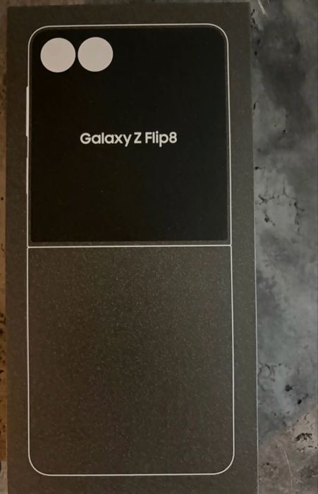 Novo Samsung Flip Z8 - Selado