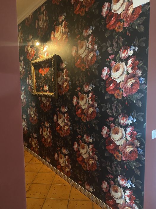 Moldura talhada em dourado 78x67cm