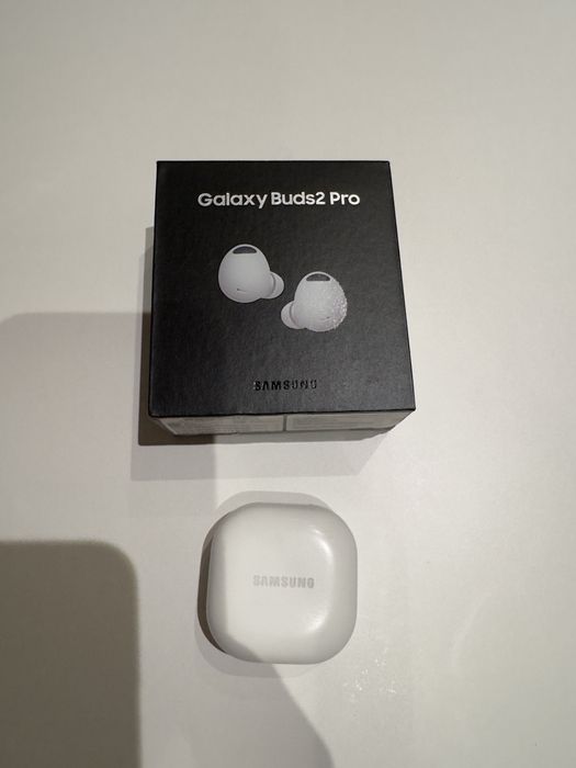 Samsung Galaxy S 23 Ultra + Galaxy Watch6 Classic + Galaxy Guds2 Pro