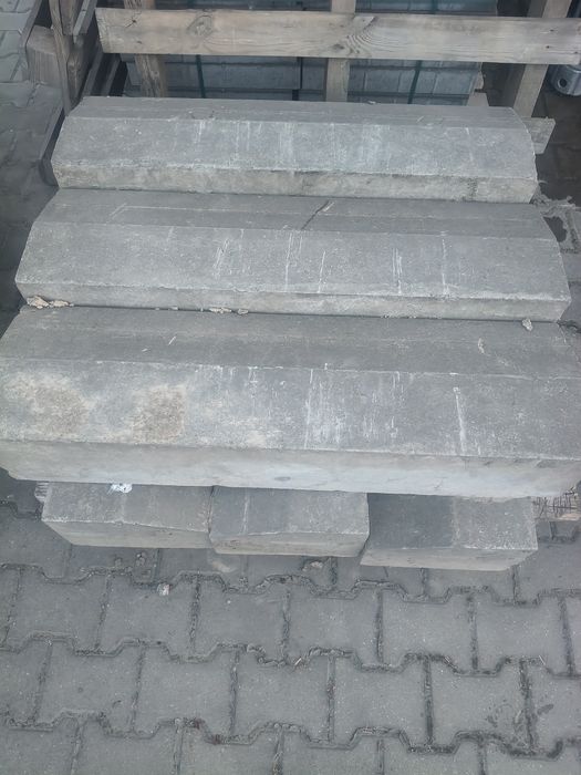 Krawężniki 140kg