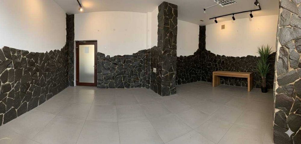 Оренда комерційного приміщення на Площі Ринок