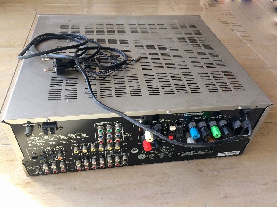 Amplificador Onkyo AV Receiver TX-SR600E