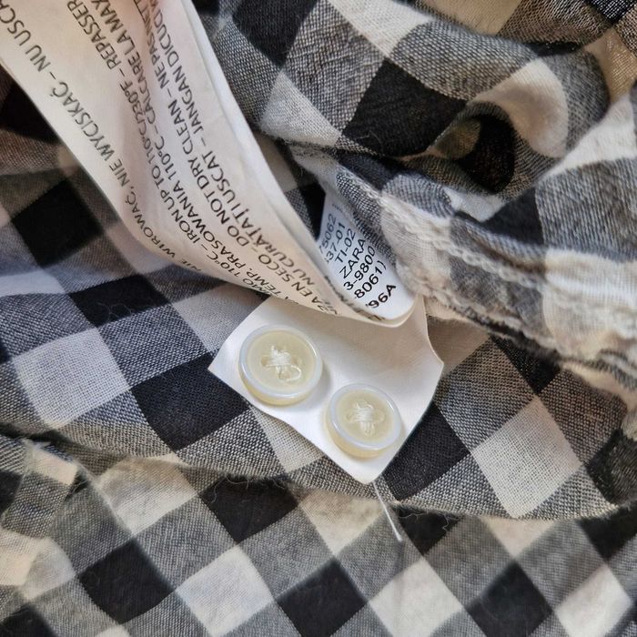 koszula slim fit w czarno-białą kratę + kosmetyk GRATIS