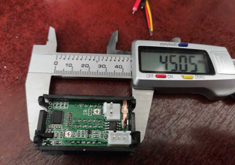 Амперметр-вольтметр до 100 Вольт зі вбудованим шунтом до 10 Ампер