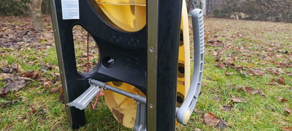 Sanki                                           .