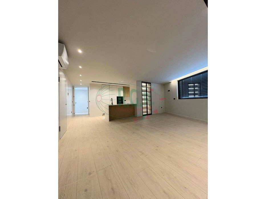 T1 Terraço (29m2) |Lg. Garagem e Arrumos | SÃO COSME