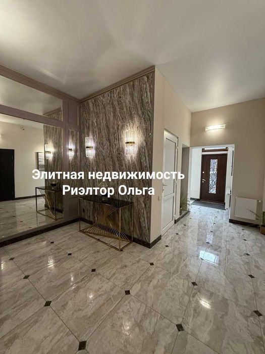 Сдам VIP ЖК "Ренессанс" дизайнерский ремонт / Кировский сквер! Центр! Своя терраса!