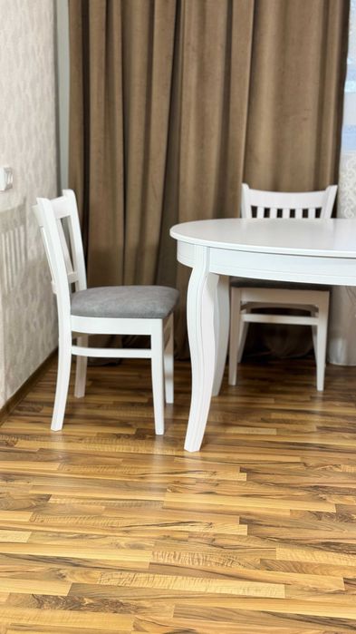 Комплект обеденный стол и стулья. Кухонний стіл та стільці. Стол Стул