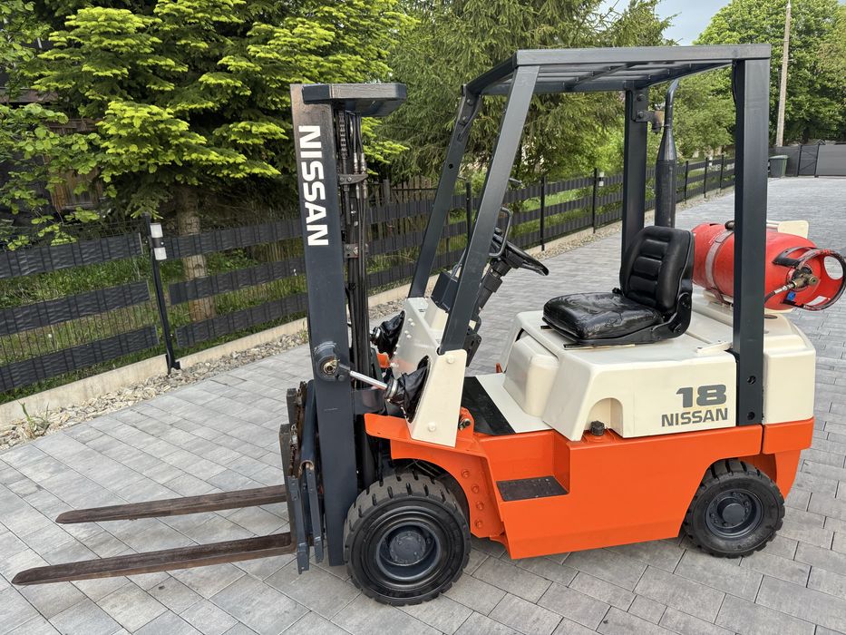 Wózek widłowy Nissan 1,8 t automat triplex 4,3m przesow boczny transport Faktura