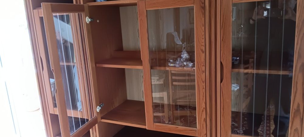 Móvel cristaleira de sala