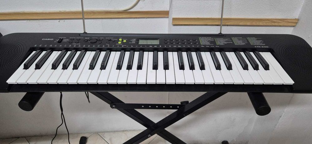 Orgão Cassio CTK 240