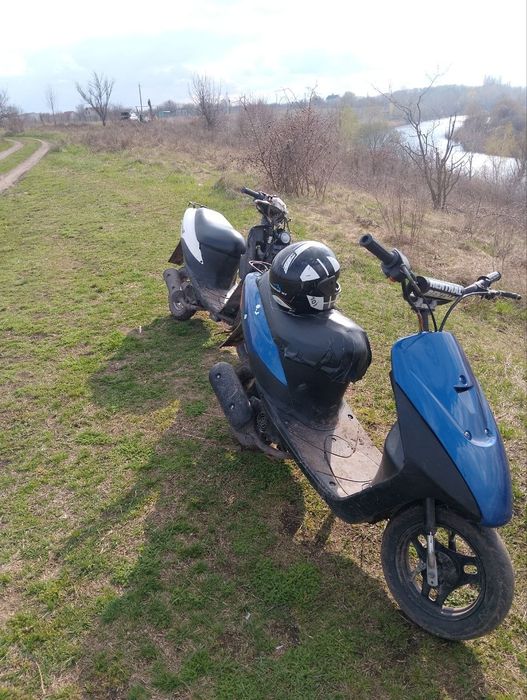 В продажі Сузукі летс 3