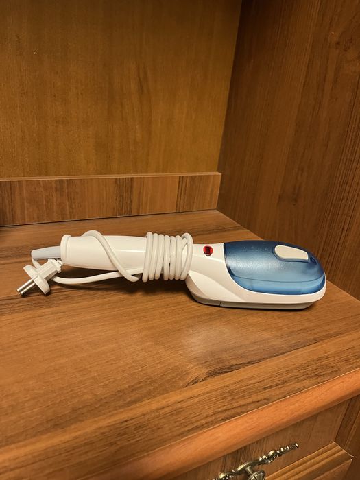 Ручна праска-відпарувач