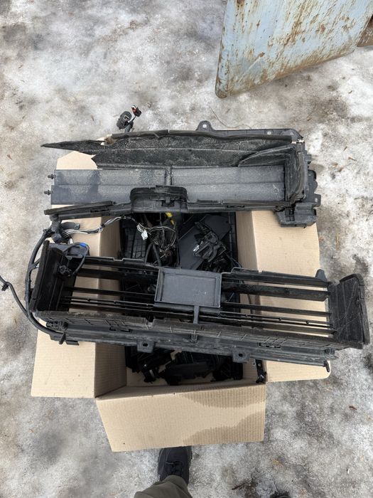 Жалюзі, діфузор kia niro hybrid 2023-2025 usa