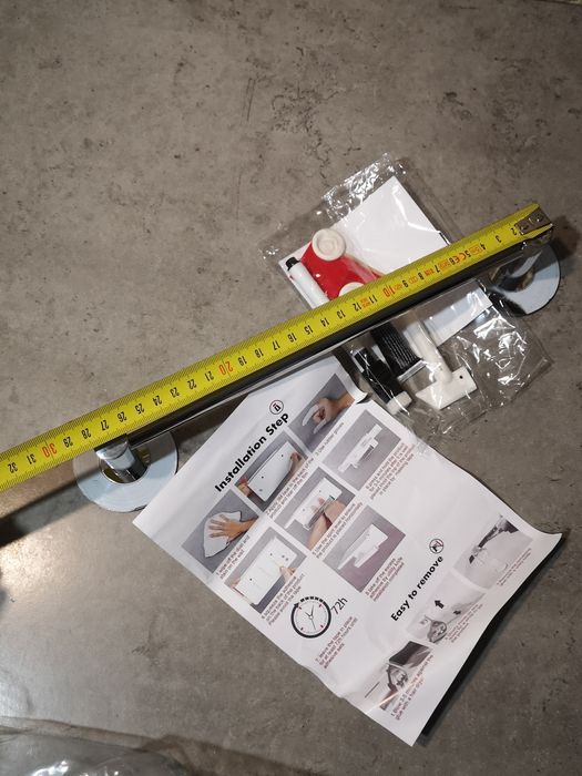 Wieszak ścienny bez wiercenia