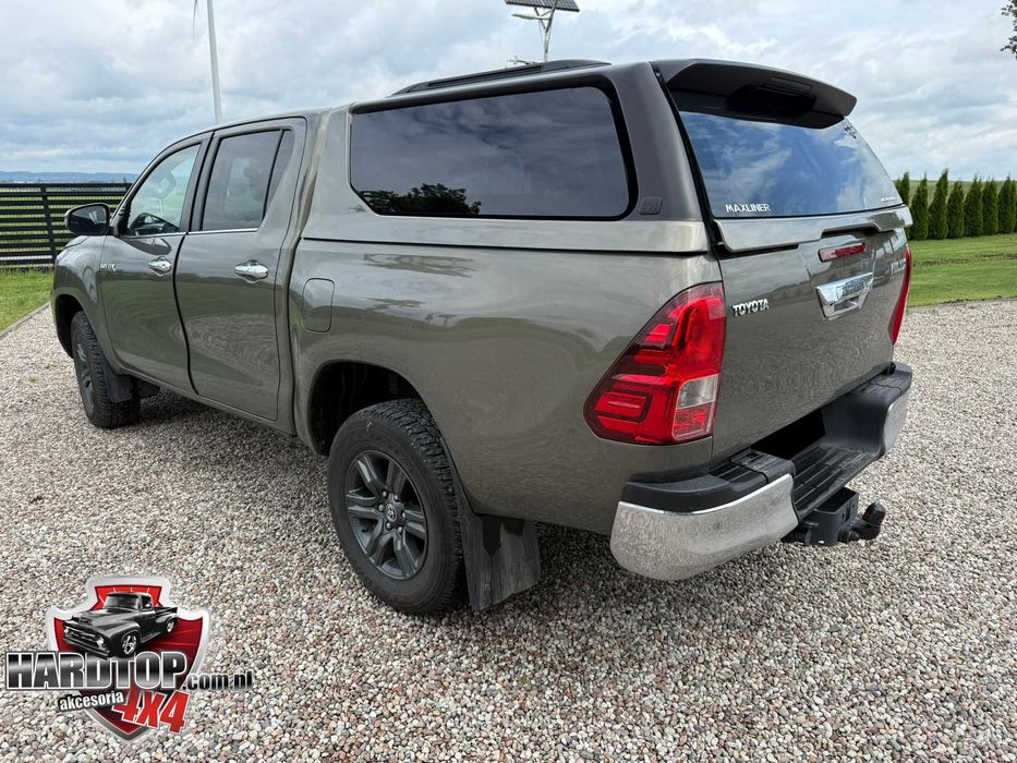 Zabudowa paki PREMIUM 4x4 HARDTOP Venture - TOYOTA HILUX 2015+ / 2021+