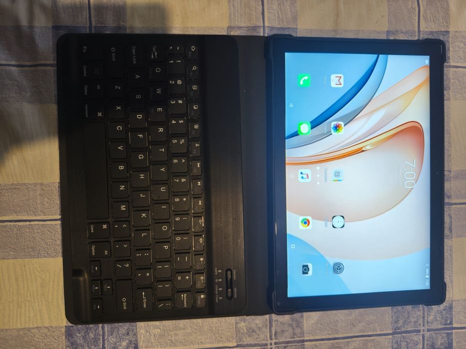 Tablet Smart em bom estado