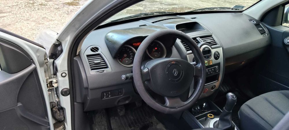 Renault Megan II Kombi 1,6 BENZYNA 115KM