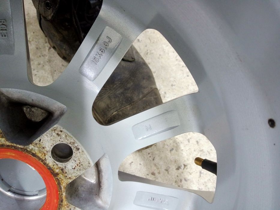 5/112 r15 et38 Volkswagen Passat Skoda Octavia Caddy 3