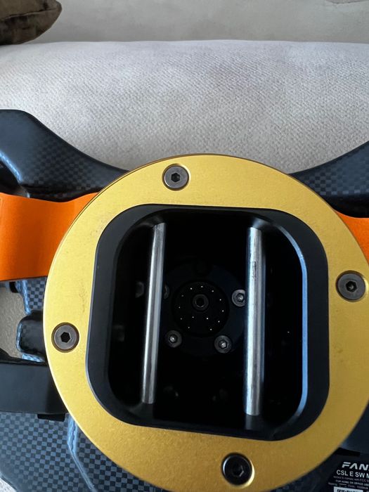 Volante fanatec mclaren gt3