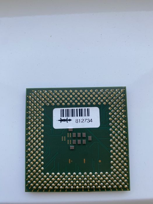 Процесор Intel Celeron (рідкісний )1.2 ГГц SL6C8 і Кулер з радіатором