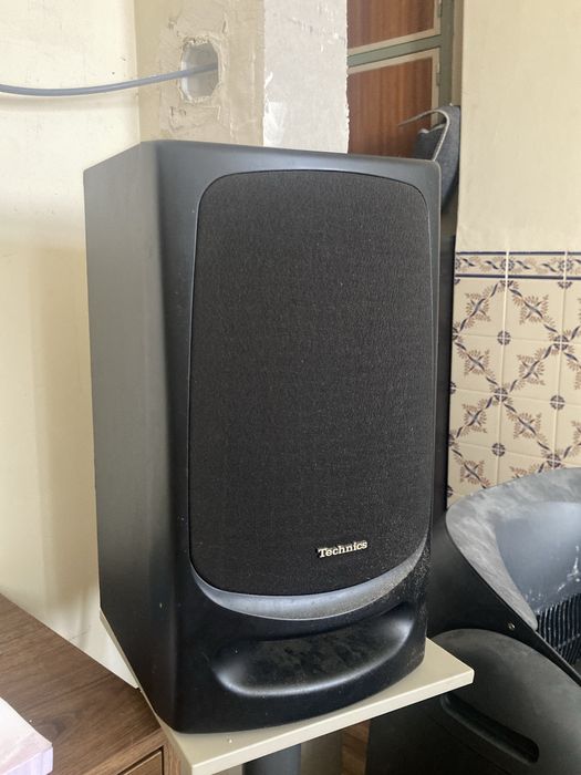 Colunas Technics SB-CH404