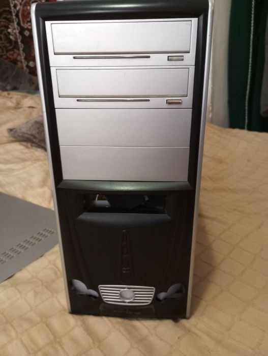 Системник робочий продам