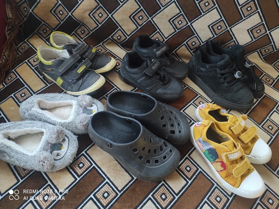 Обув для мальчика 5-6лет