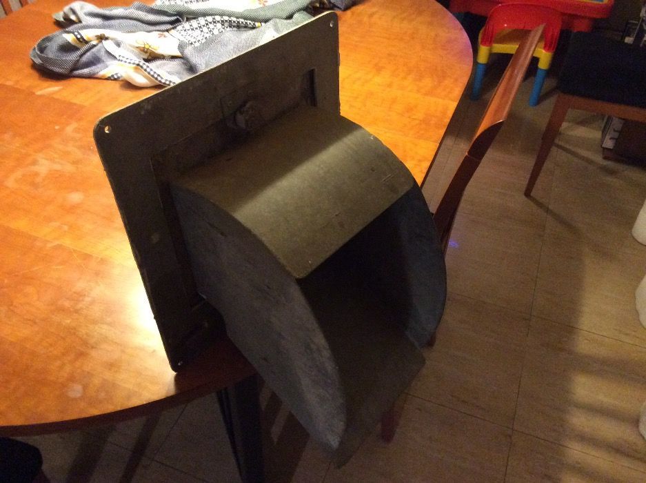 Boca de lixo em ferro