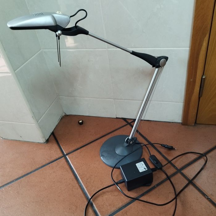 Candeeiro de secretária/mesa (articulado), 12V , 50W