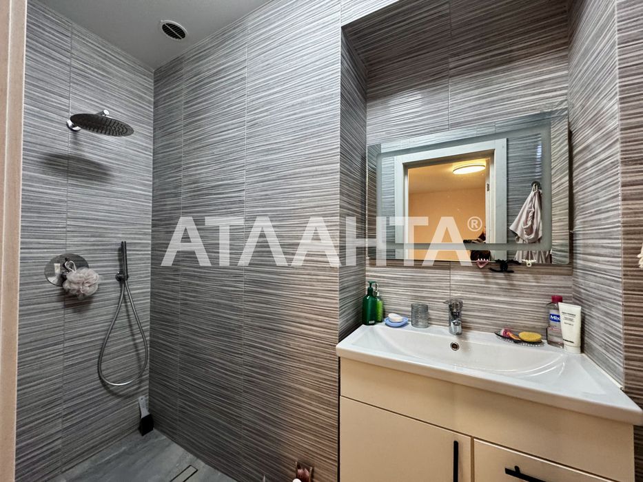 Современный уютный дом пригороде