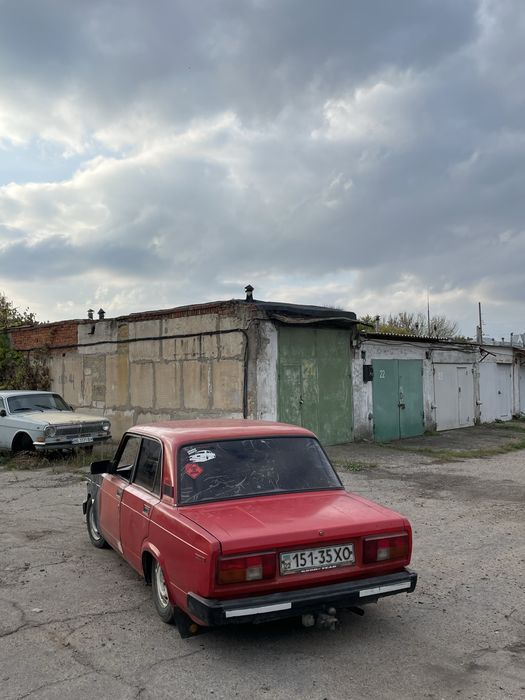 продам ваз 2105 срочно