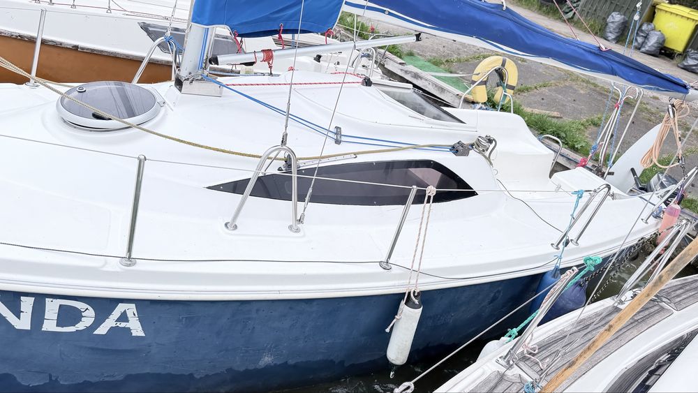 Yacht Sasanka Viva 700
