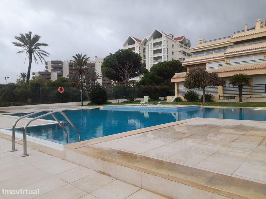 Apartamento T2 com jardim, Cascais