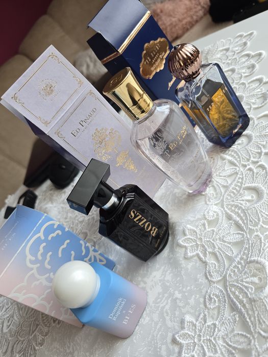Zestaw perfum  damskich