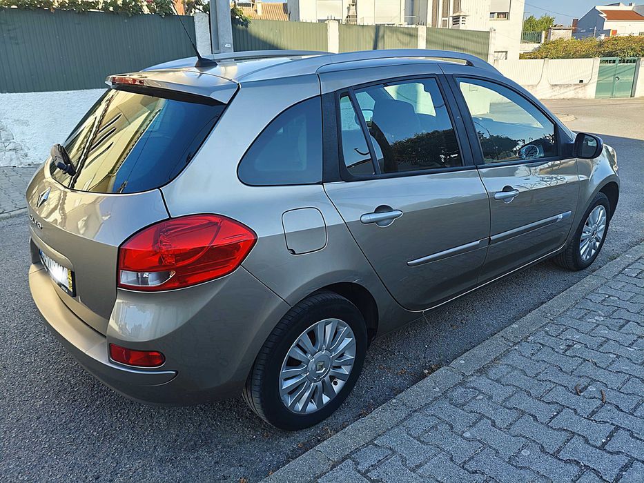 Renault clio 1.2 - Hatchback - GPS