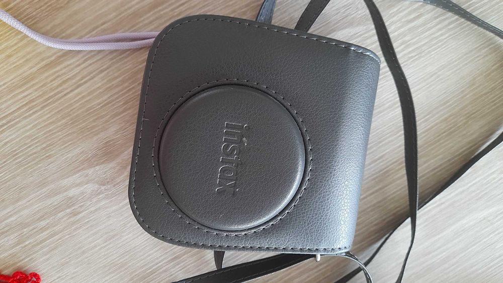 Kit Fujifilm instax mini (máquina, cargas, bolsa e álbum)