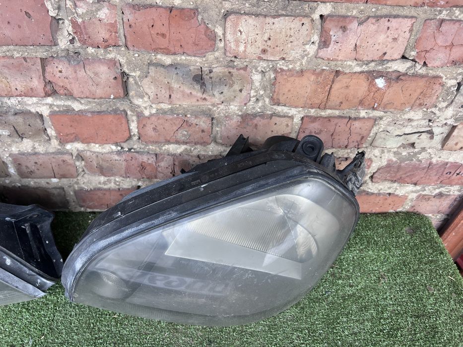 Фари передні Hyundai Tucson Хюндай Туксон 2004